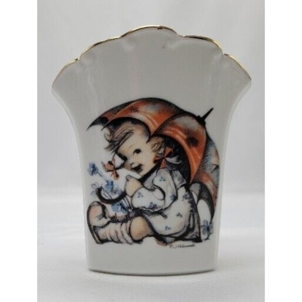 MJ Hummel Porcelain Pocket Vase‎ Umbrella Girl Ja Ich Bin Zufrieden Goebel